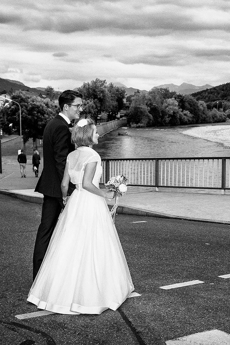 Hochzeitsfotograf Bad-Toelz Brautpaar Kreuzung