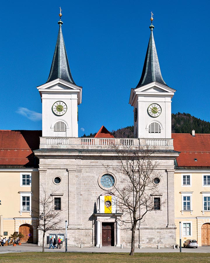 katholische St. Qurinus Kirche Tegernsee